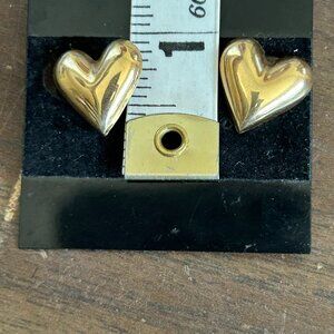 14kt Gold Puff Earrings